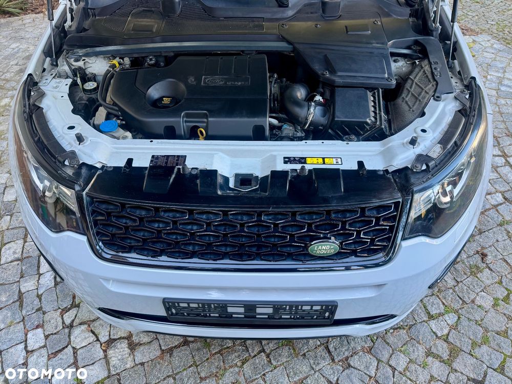Land Rover Discovery Sport 2.0 D180 R-Dynamic HSE - 21