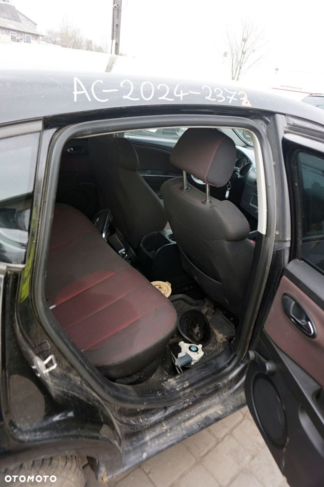 SEAT LEON II 1P1 2007 LC9Z 1.9 TDI BXE 105KM JCR CZARNY na części - 15