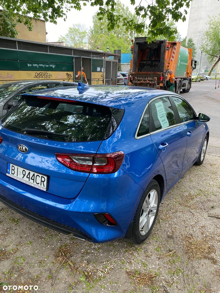 Kia Ceed - 4