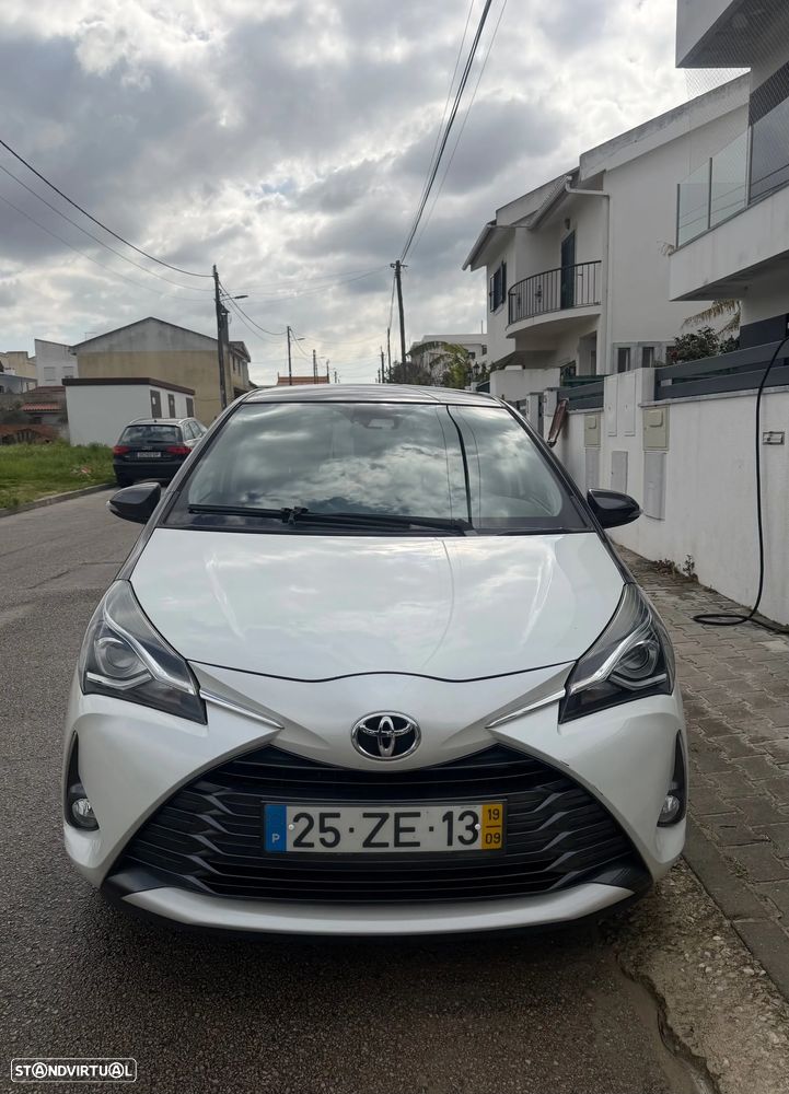 Toyota Yaris 1.0 VVT-i 20 Anos - 2