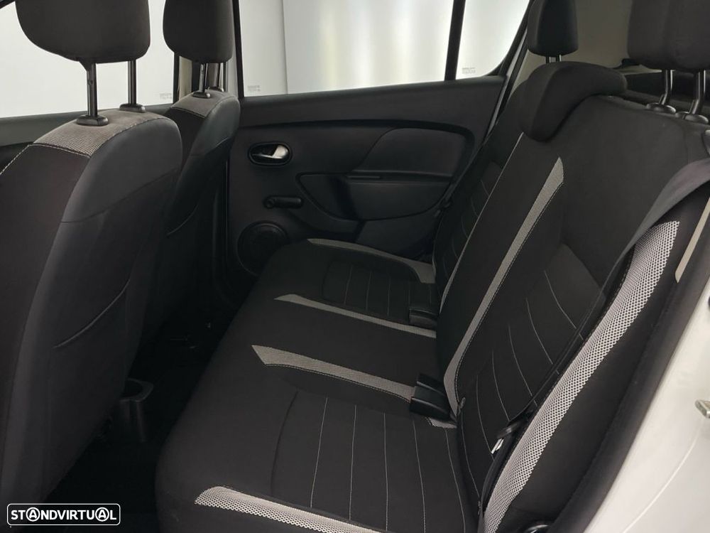 Dacia Sandero 1.0 SCe Stepway - 12