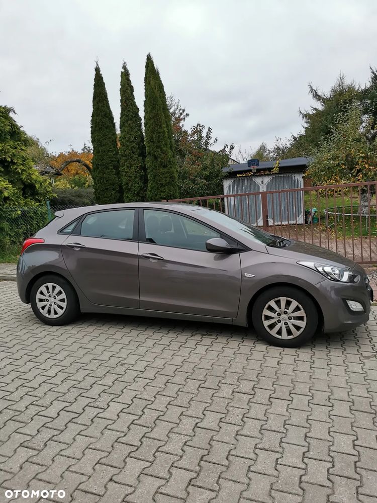 Hyundai i30 1.6 Classic + - 4