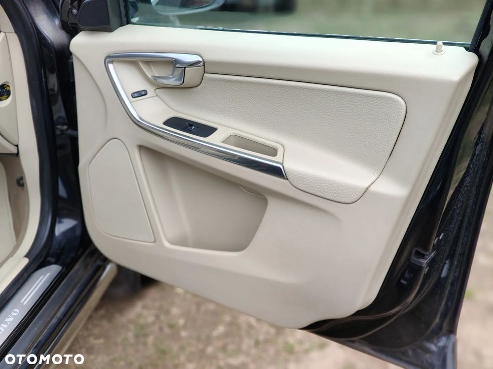 Volvo XC 60 D4 R-Design Kinetic - 19