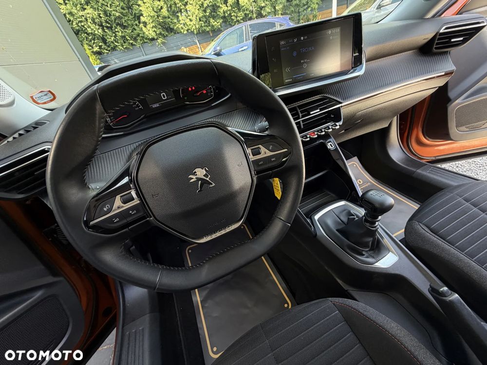 Peugeot 2008 PureTech 100 Allure - 30