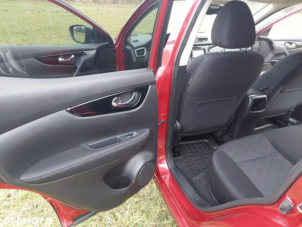 Nissan Qashqai 1.2 DIG-T Xtronic 360 - 24