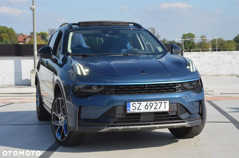 Lynk & Co 01 - 3