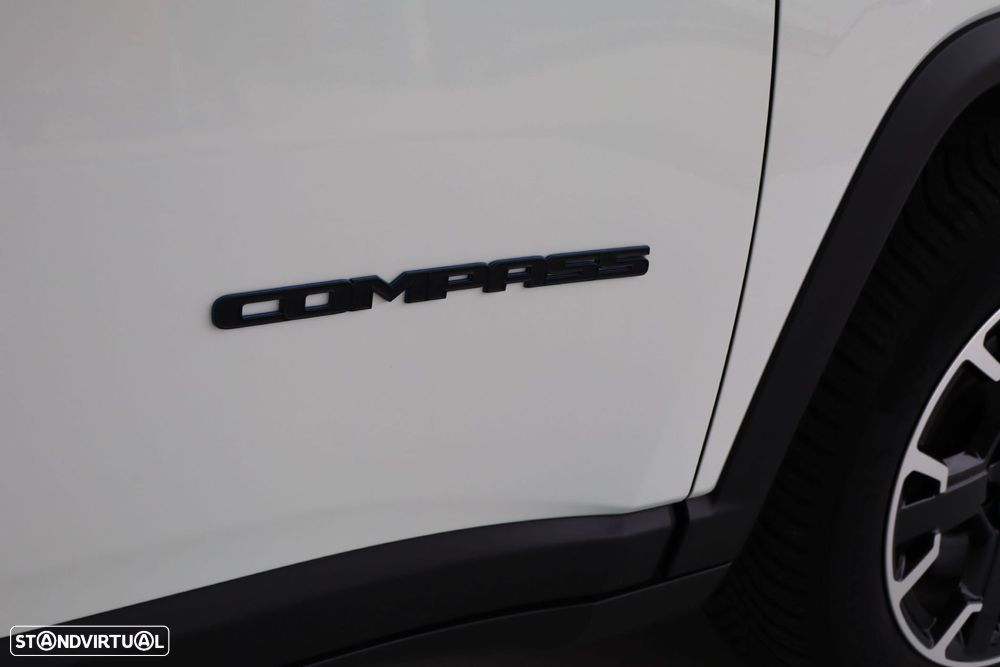 Jeep Compass 1.3 TG Trailhawk - 56