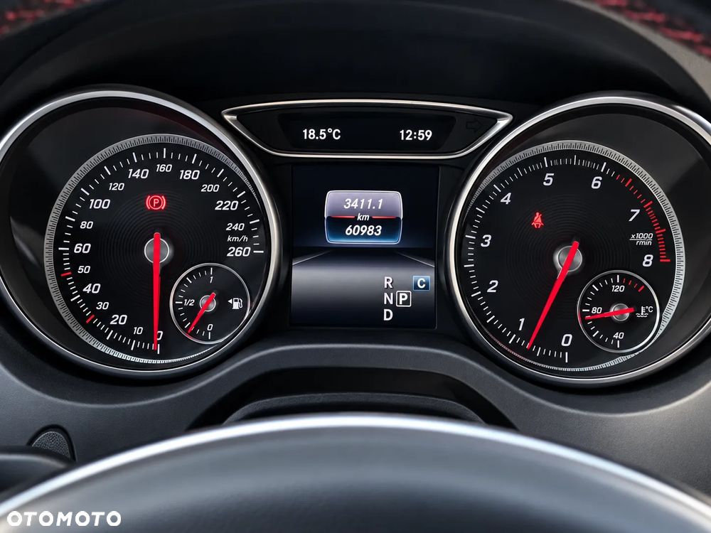 Mercedes-Benz CLA - 13