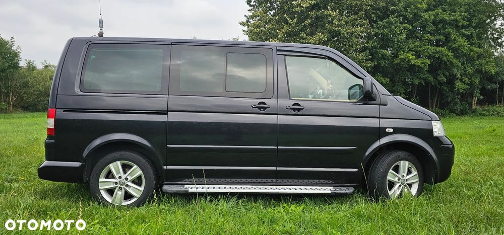 Volkswagen Multivan - 25