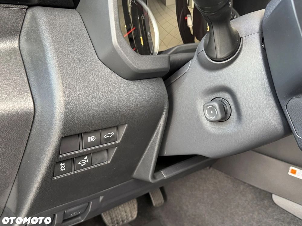 Toyota Land Cruiser - 7