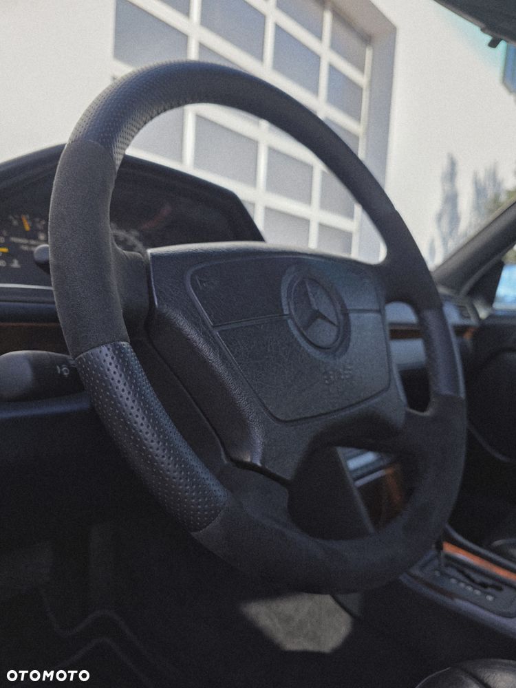 Mercedes-Benz Klasa E 420 - 17