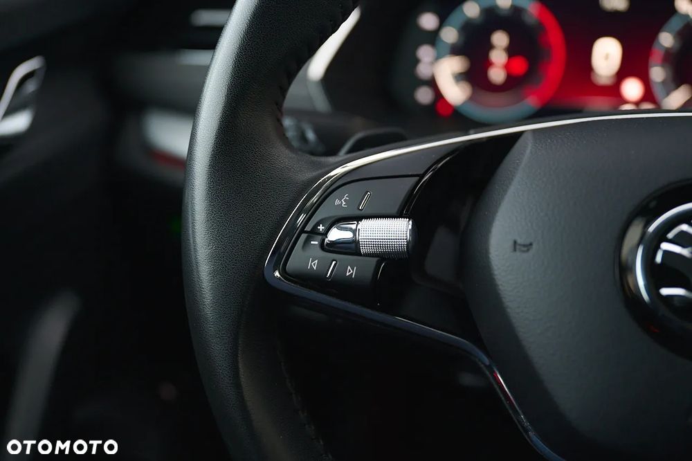 Skoda Octavia 2.0 TDI Style DSG - 29