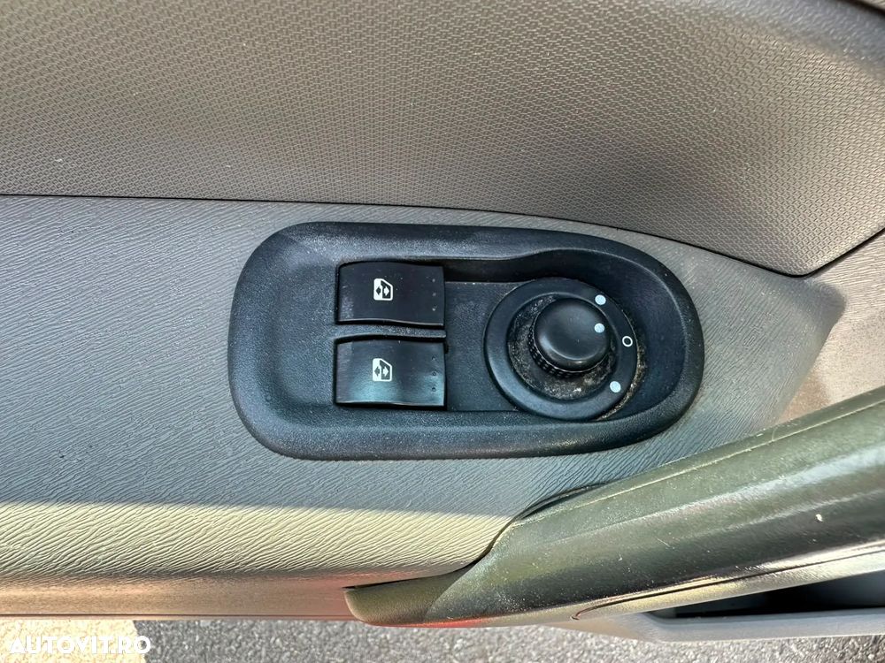 Renault Kangoo 1.5 Authentique - 12