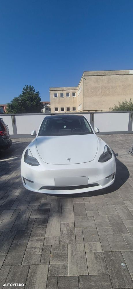 Tesla Model Y Performance - 5