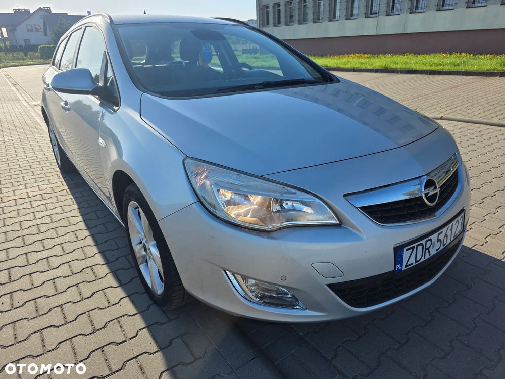 Opel Astra 1.4 Enjoy - 4
