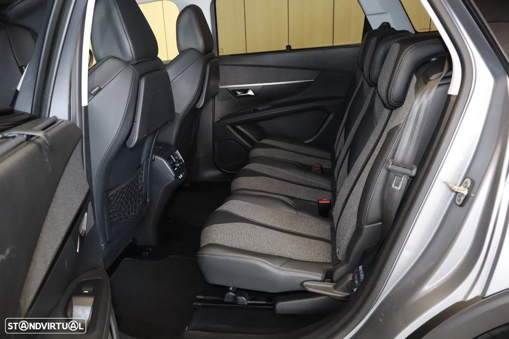 Peugeot 5008 BlueHDI 130 EAT8 Allure - 11