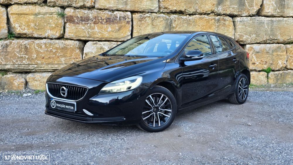Volvo V40 2.0 D2 Momentum Geartronic - 42