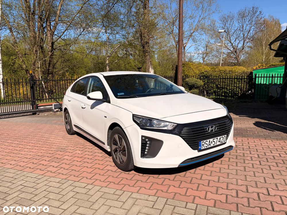 Hyundai IONIQ Hybrid Business - 1