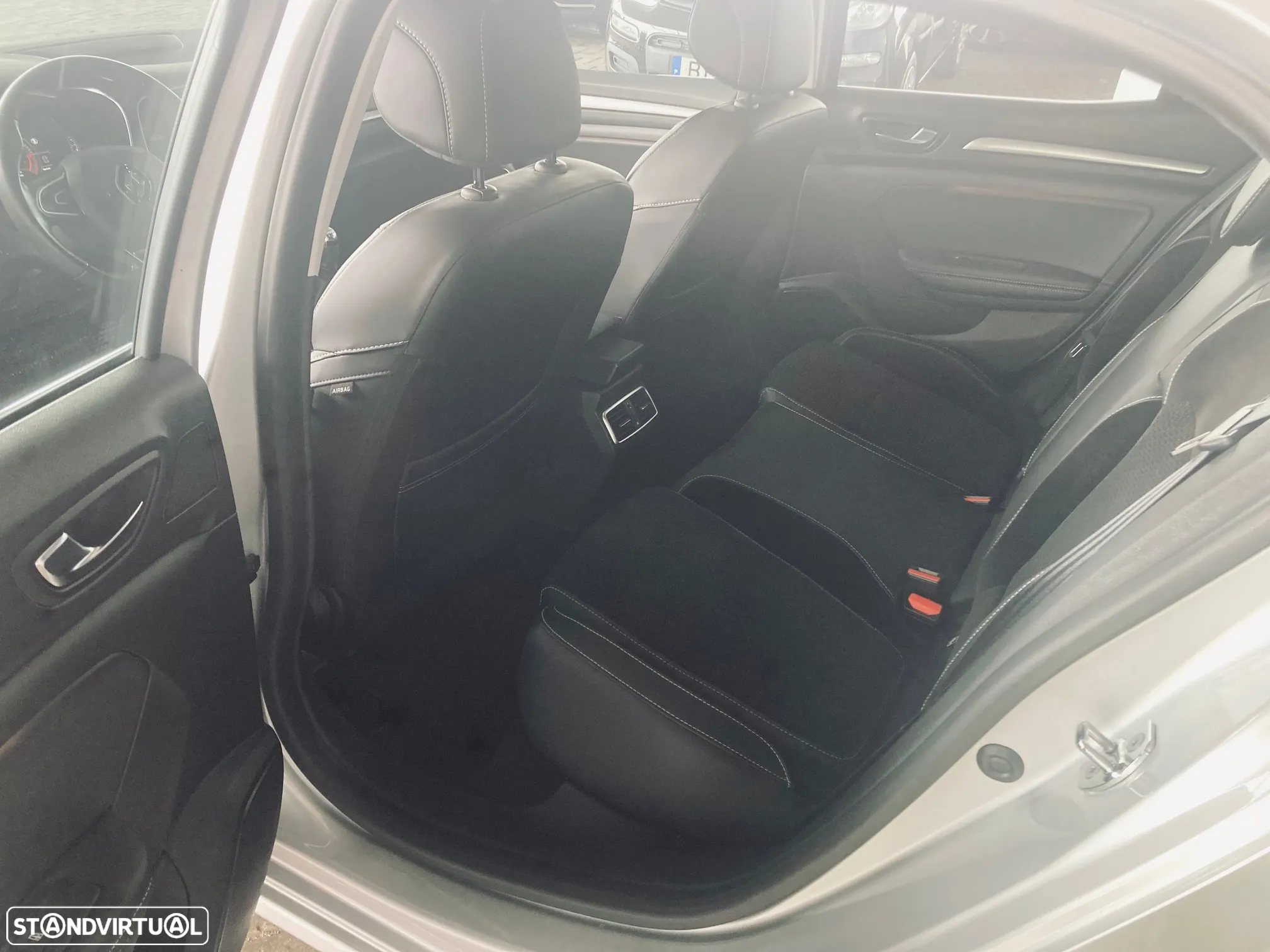 Renault Mégane 1.5 dCi Intens - 8
