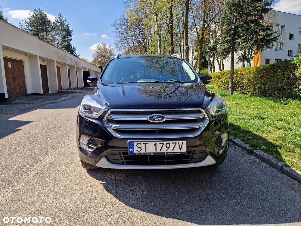 Ford Kuga 1.5 EcoBoost 2x4 Titanium - 2