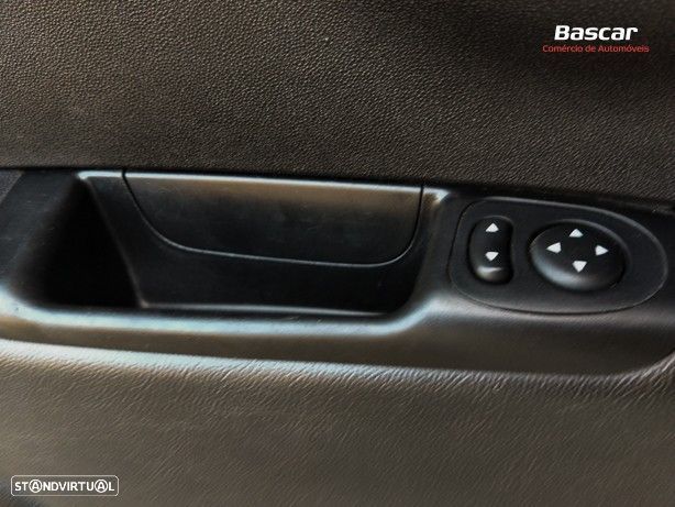 Fiat 500 1.0 Hybrid Lounge - 37