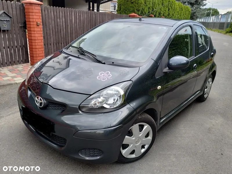 Toyota Aygo - 1