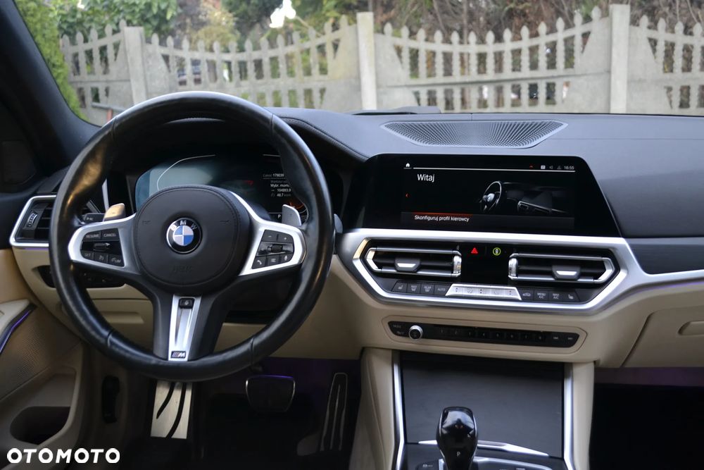 BMW Seria 3 330i xDrive M Sport sport - 38