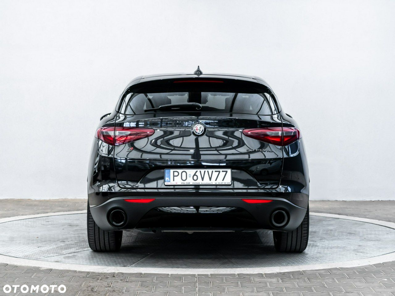 Alfa Romeo Stelvio - 8