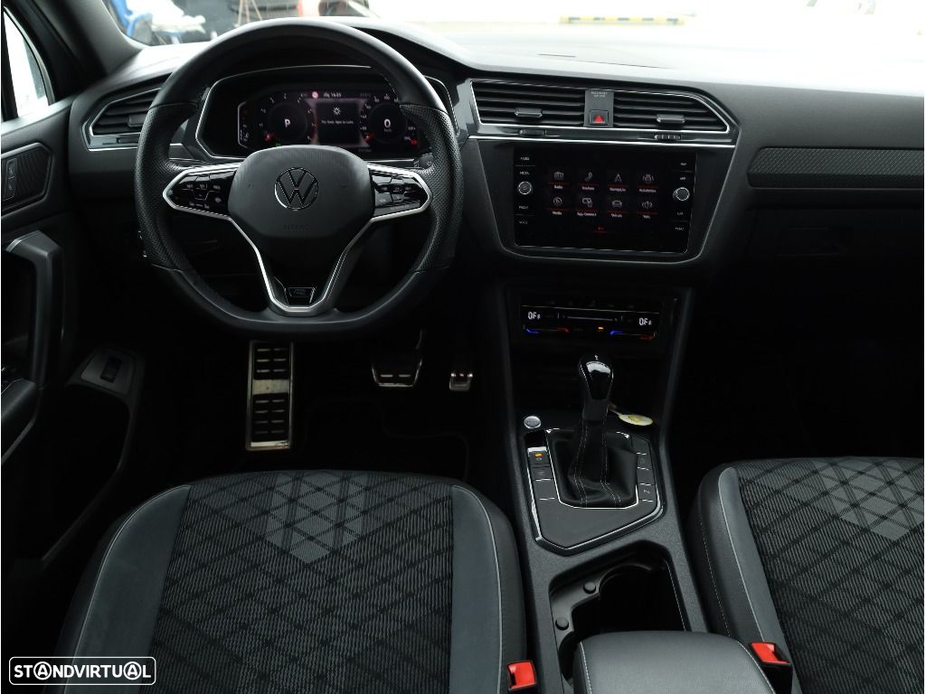 VW Tiguan Allspace 1.5 TSI R-Line DSG - 30