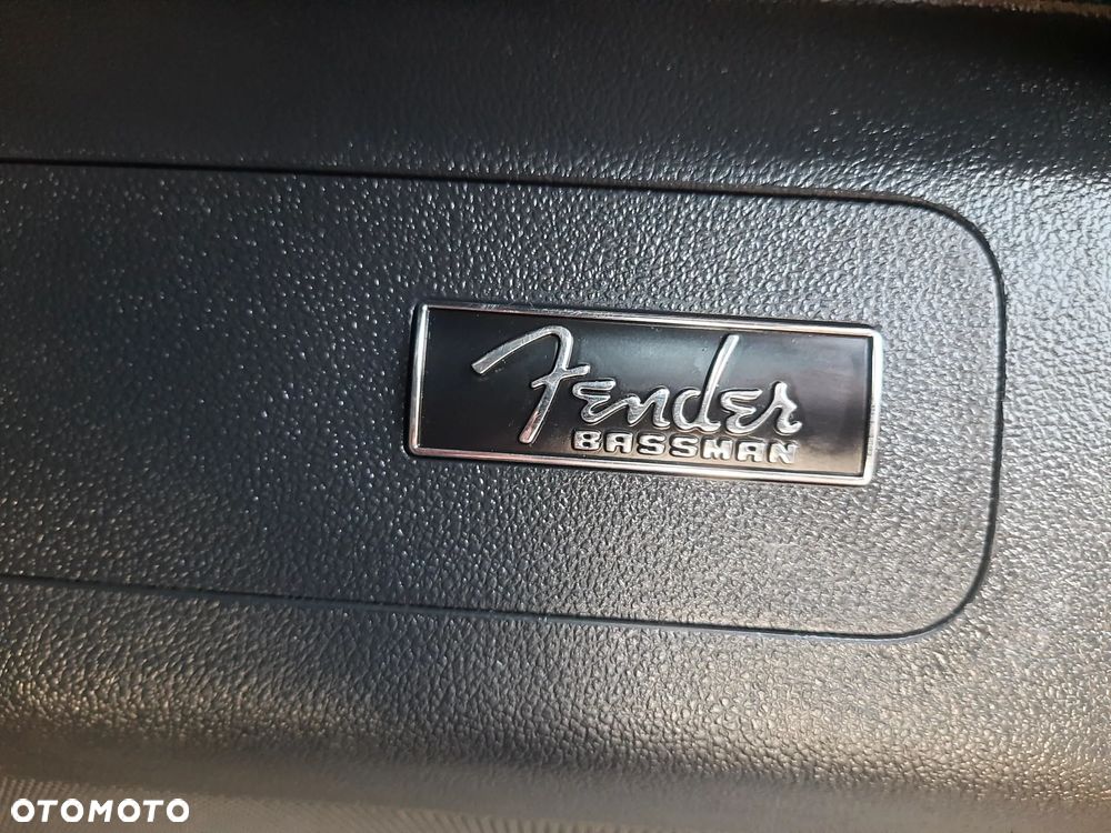 Volkswagen Beetle 1.2 TSI Fender Edition - 24