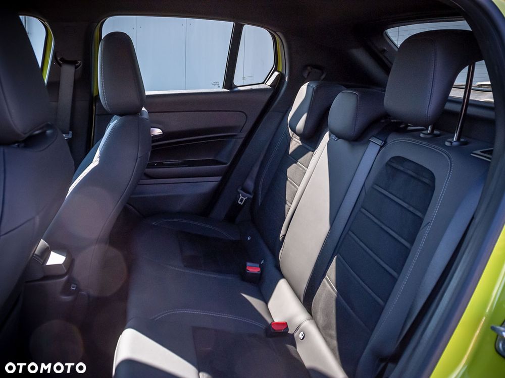 Fiat 600 1.2 Turbo Sport eDCT - 10