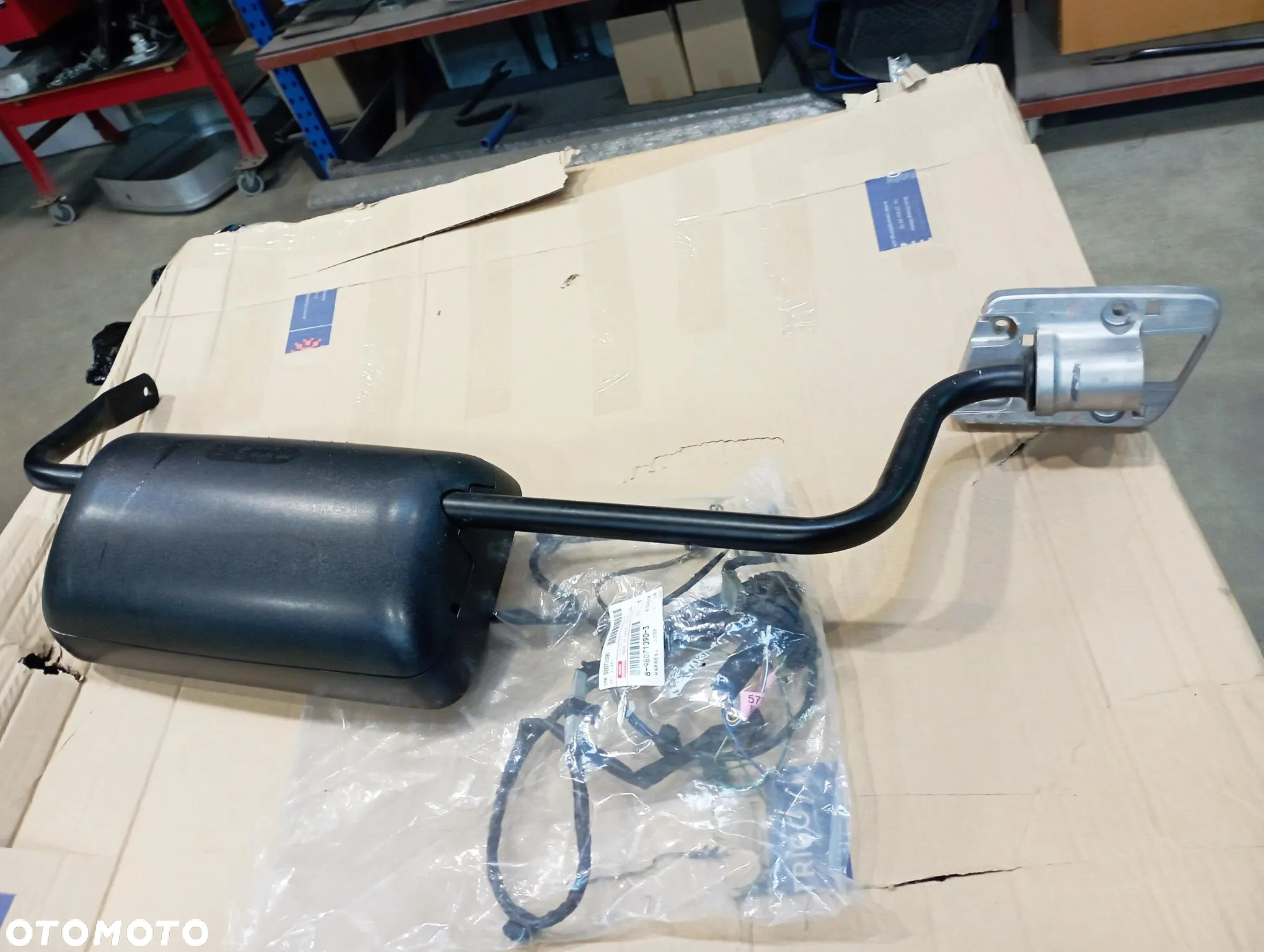 SZTYCA i LUSTERKO Isuzu serii N NPR NQR M L - 2