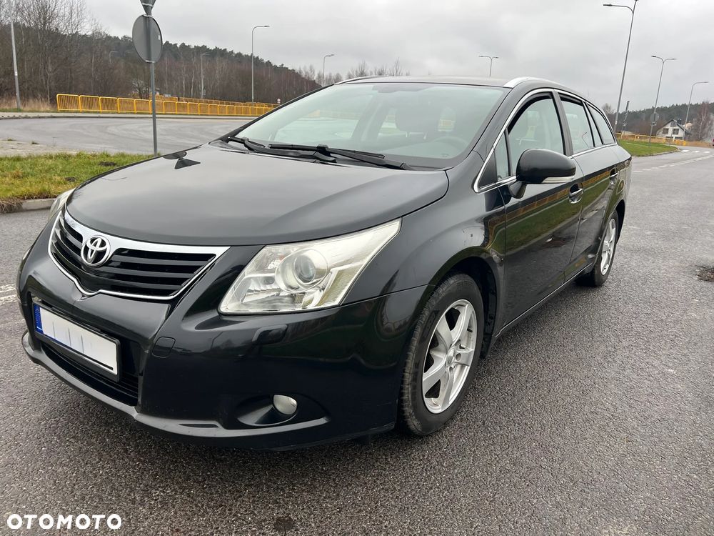 Toyota Avensis 1.6 Luna - 9
