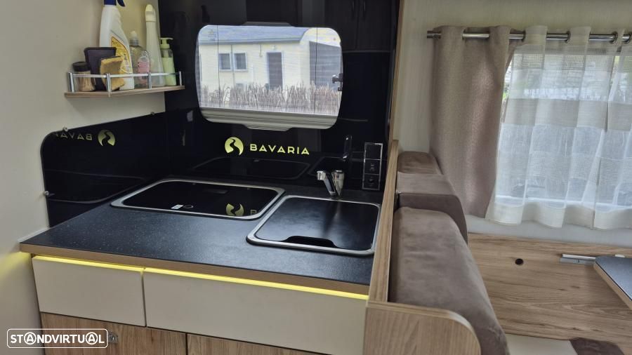 Bavaria Style T 706 c.central e basculante - 7