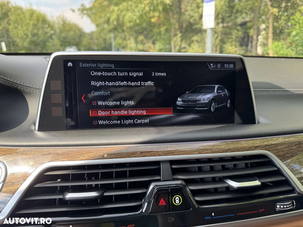 BMW Seria 7 750d xDrive - 38