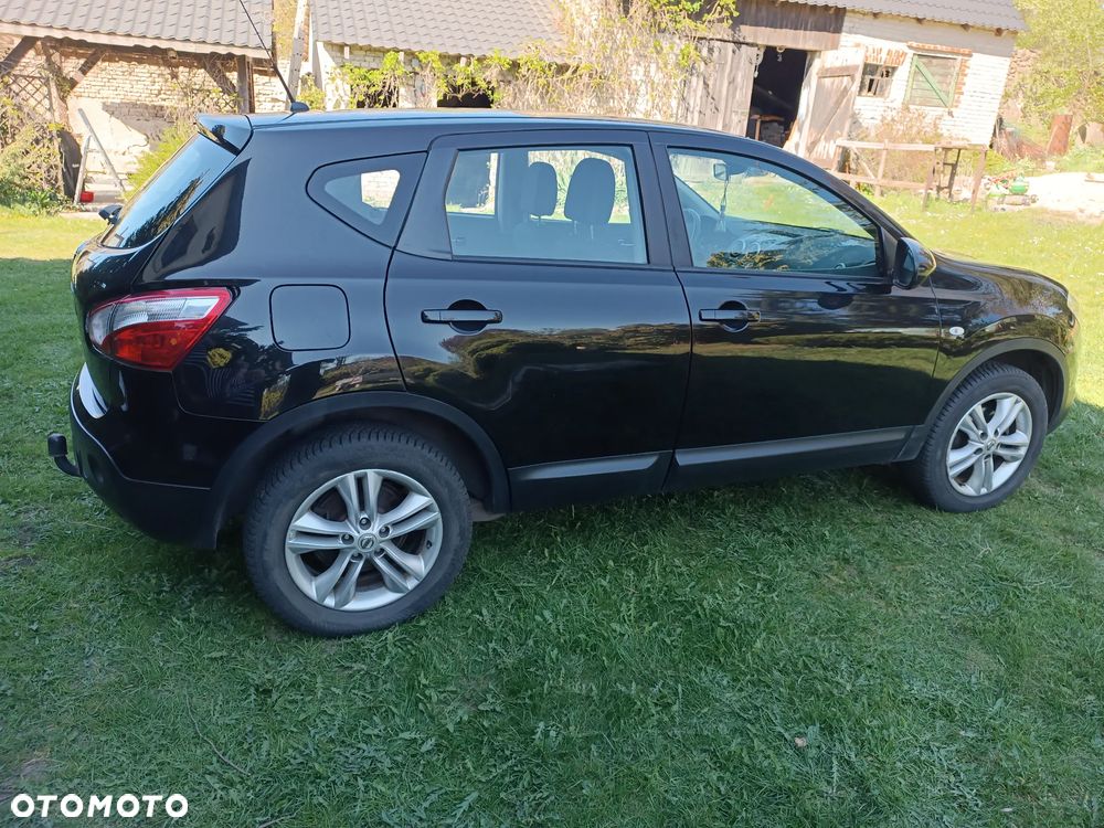 Nissan Qashqai 1.6 Visia - 11