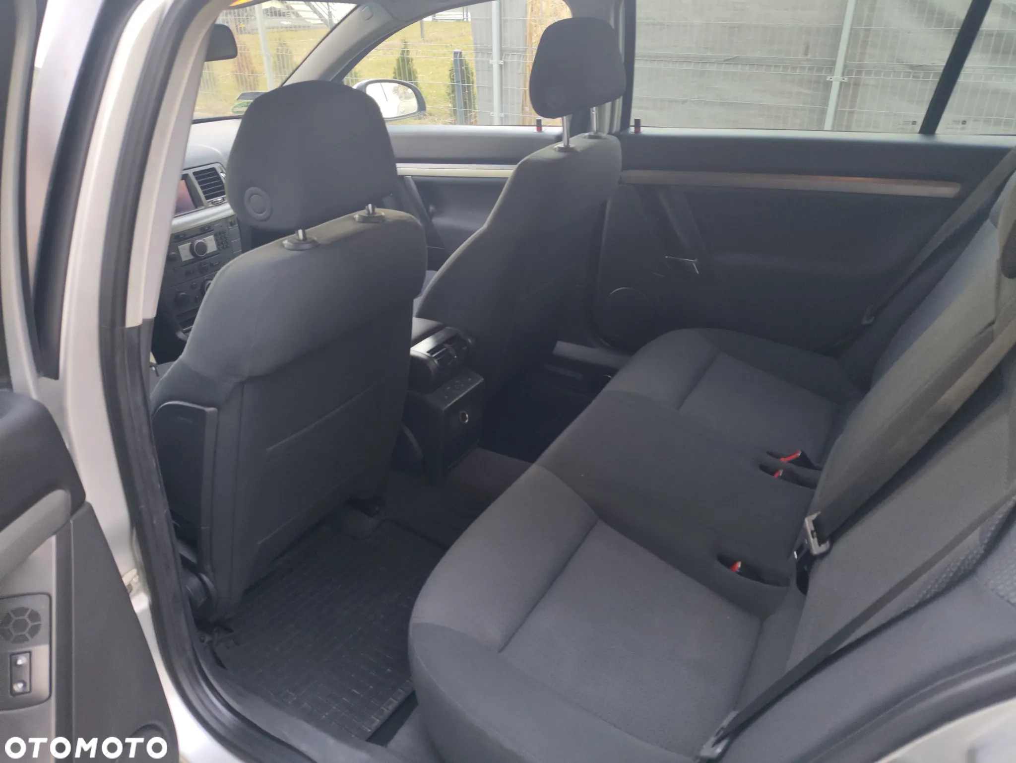 Opel Vectra 1.8 - 28
