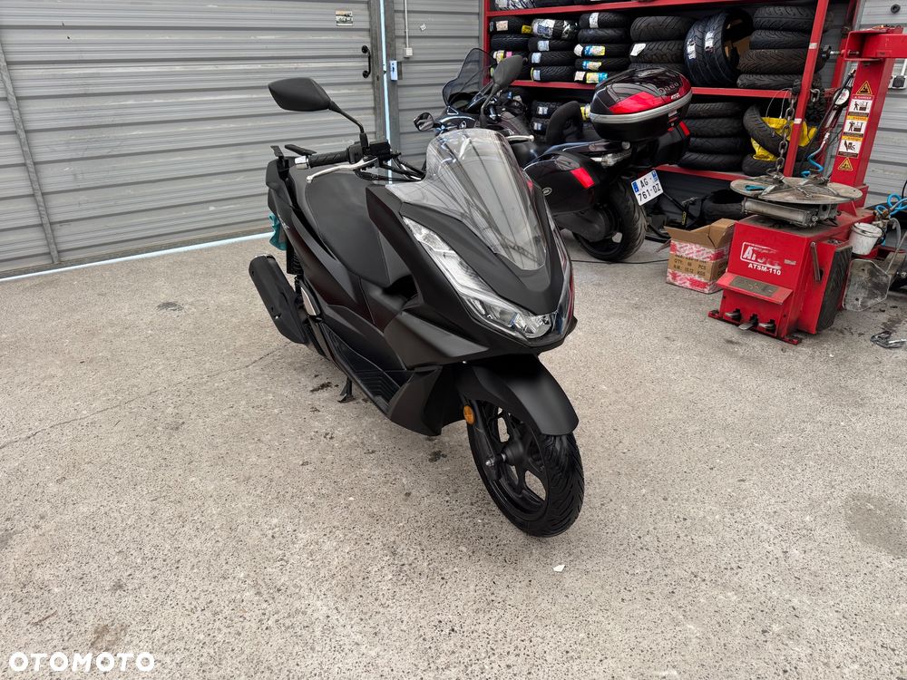 Honda PCX - 1