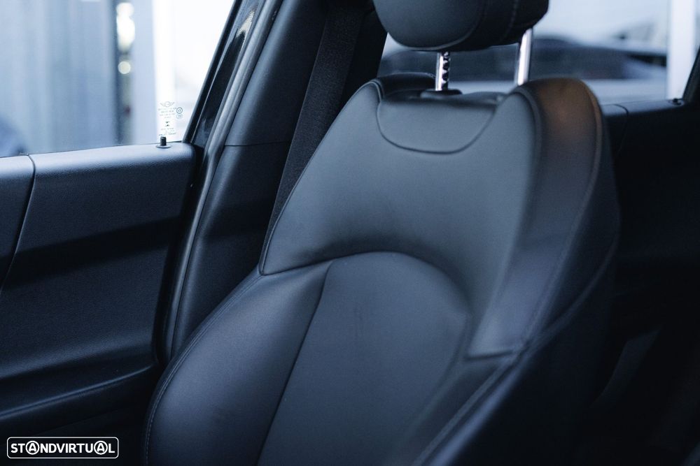 MINI Countryman One D 4Business Plus Auto - 28