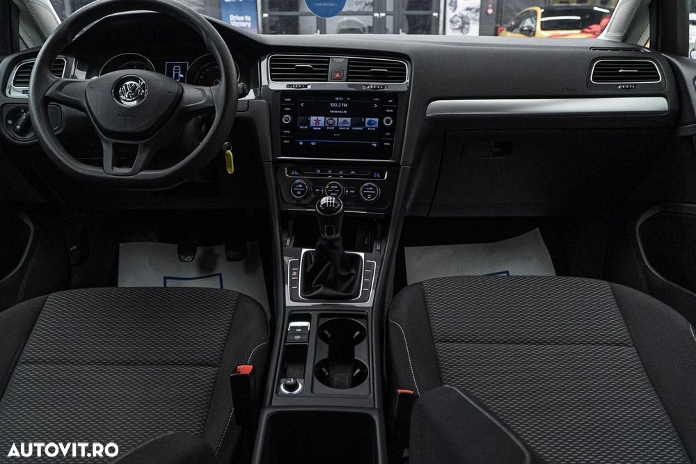 Volkswagen Golf 1.0 TSI BlueMotion Comfortline - 31