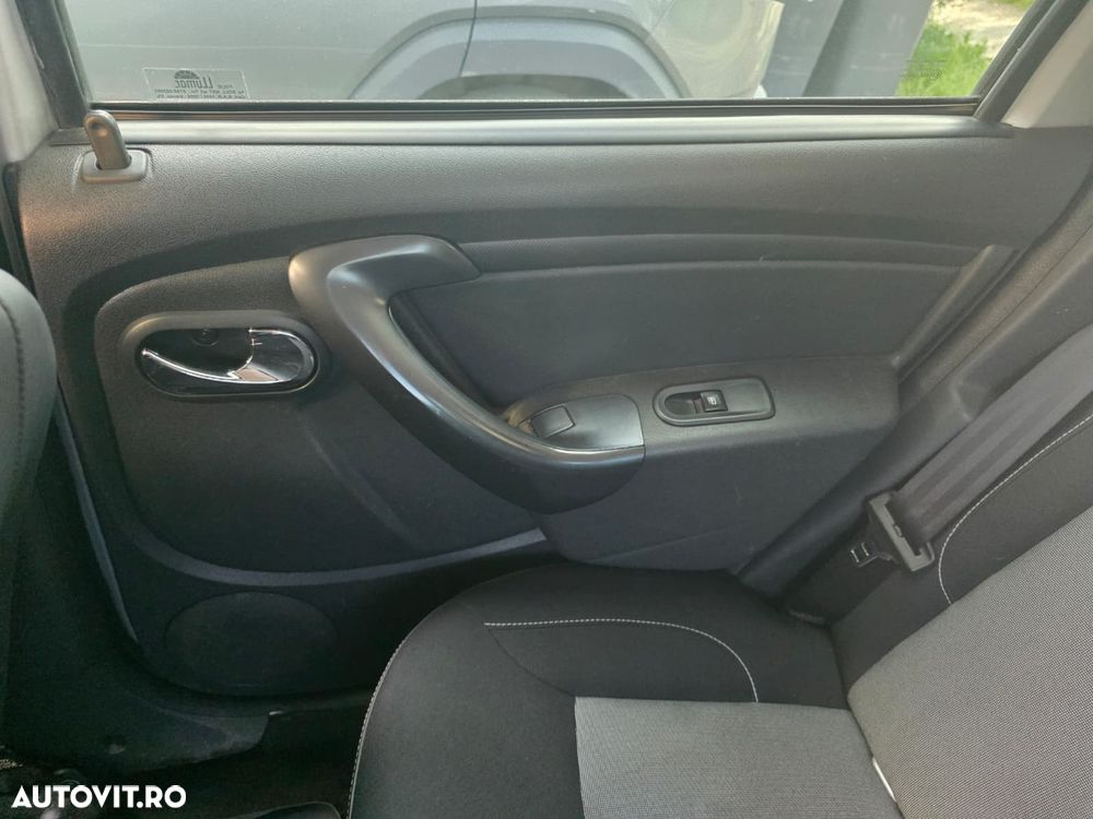 Dacia Duster 1.5 dCi 4WD Prestige jante 16" - 10