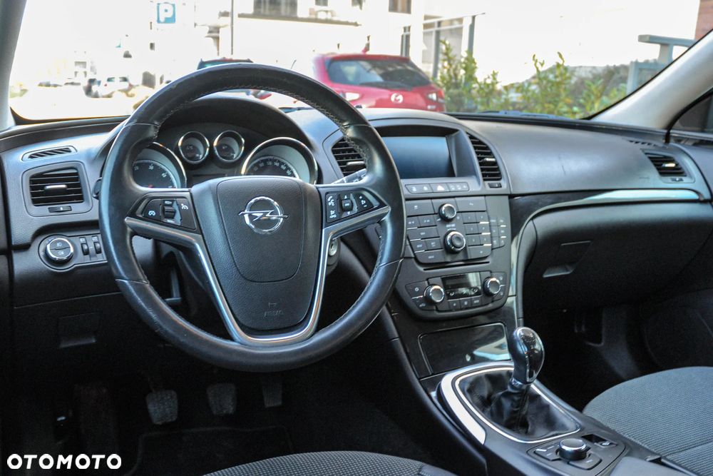 Opel Insignia - 9