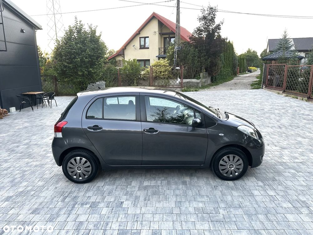 Toyota Yaris 1.0 Luna A/C - 4