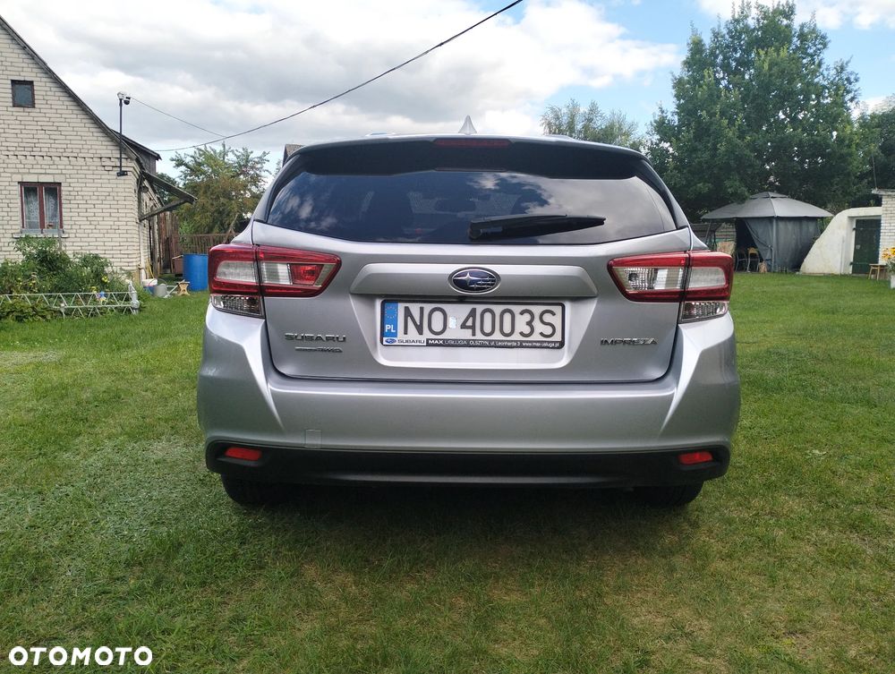 Subaru Impreza 2.0i Exclusive (EyeSight) Lineartronic - 4