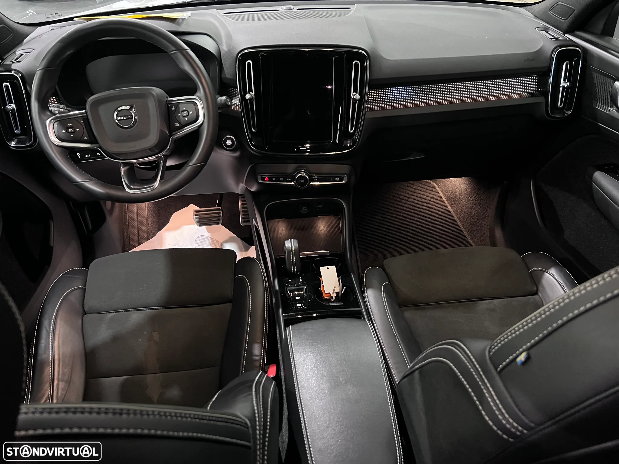Volvo XC 40 1.5 T4 PHEV R-Design - 5