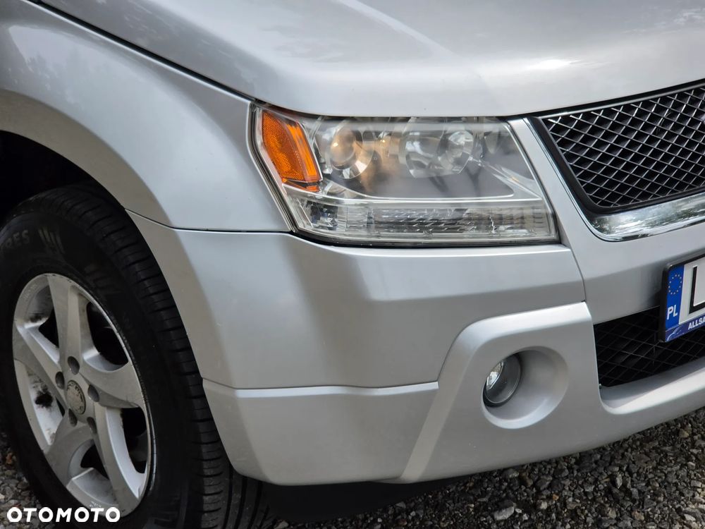 Suzuki Grand Vitara 2.7 V6 - 29