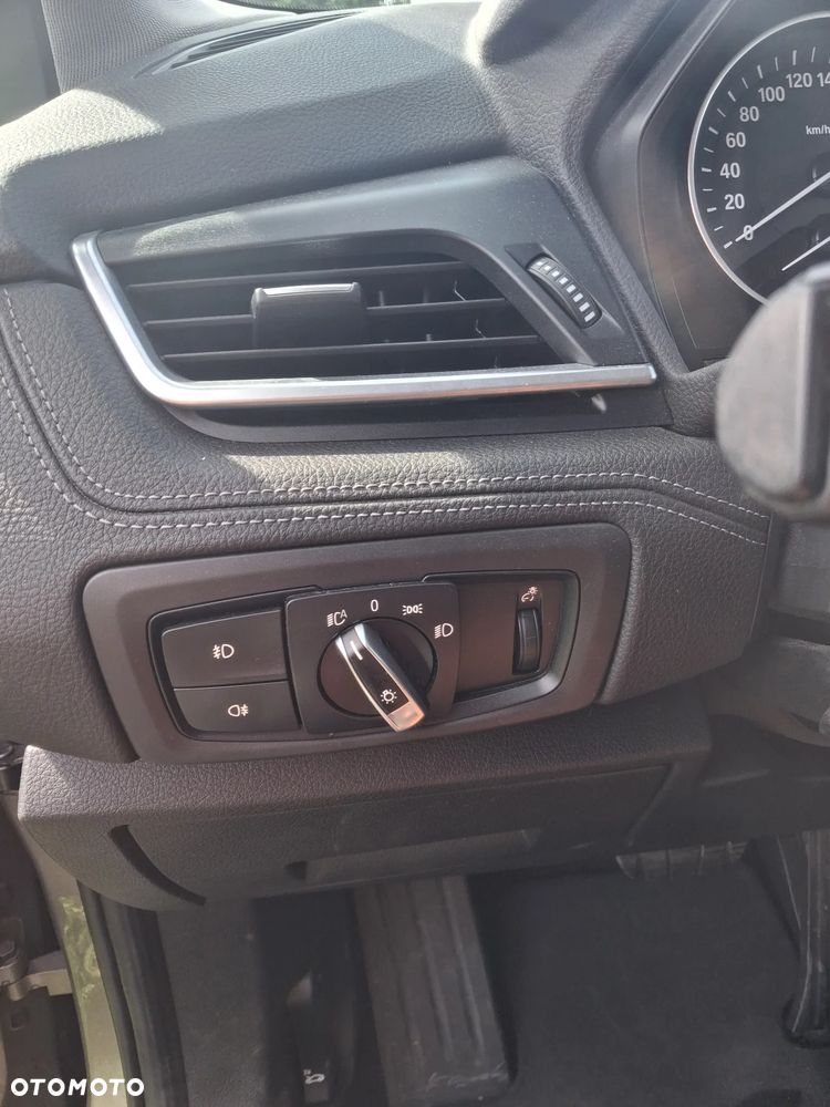 BMW Seria 2 220i Luxury Line - 10