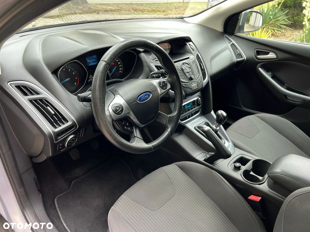 Ford Focus 1.0 EcoBoost Start-Stopp-System TREND - 2