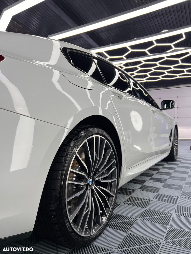 BMW Seria 8 M850i xDrive Gran Coupe - 15