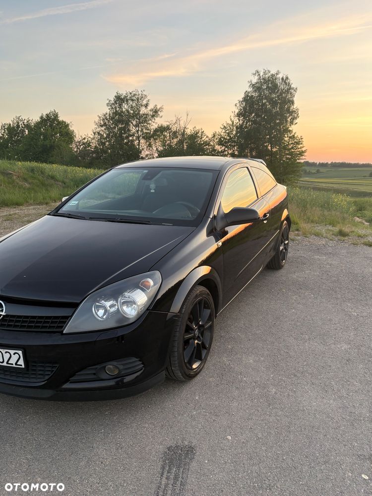 Opel Astra 1.9 CDTI Cosmo - 4